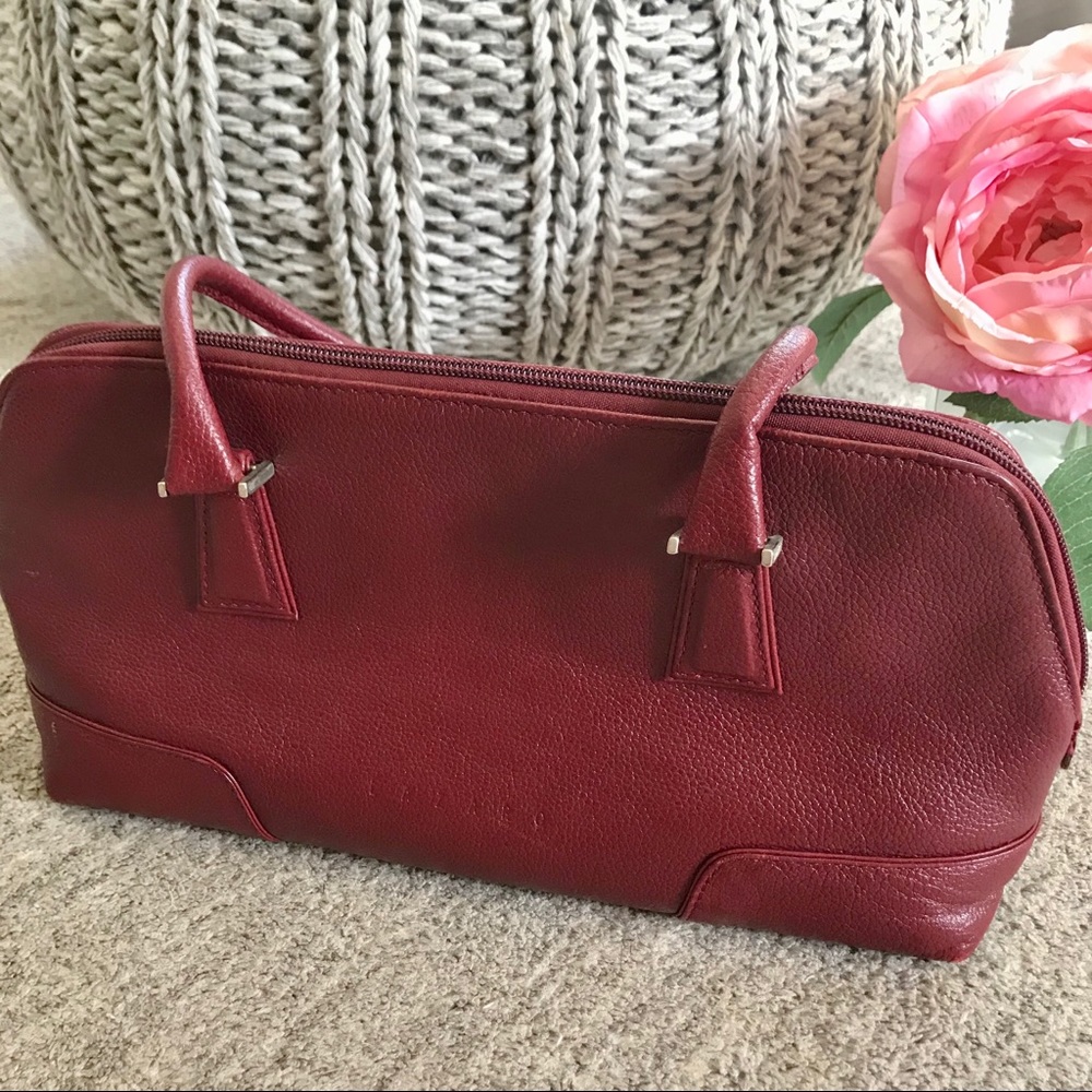 Preloved 100% Leather Baguette Bag